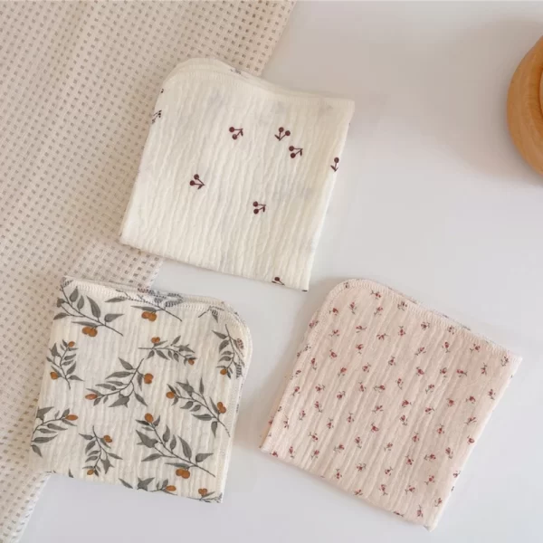 Cotton 4 Layer Muslin Baby Burping Bibs - Image 4