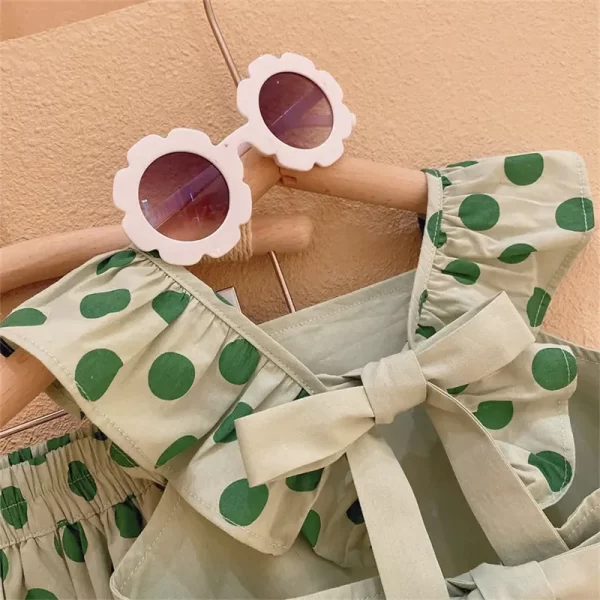 Girls' Fashionable Summer Outfit - Image 4