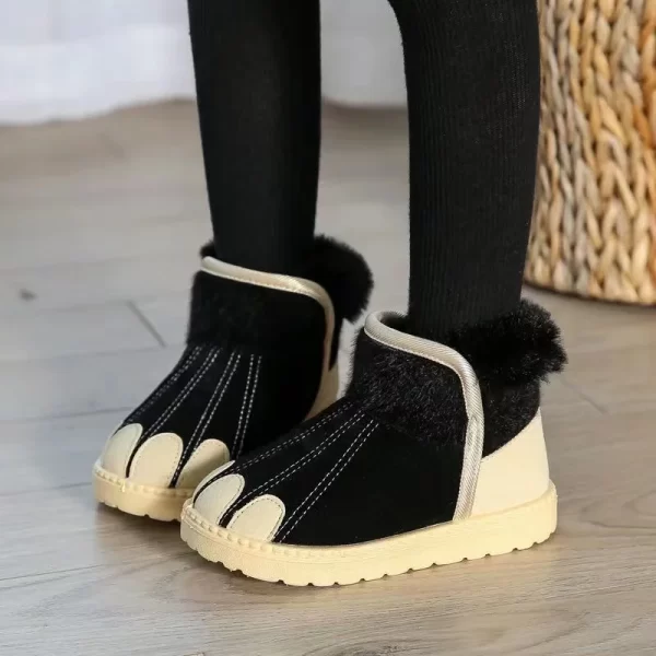 Minnie Mouse Children's Warm and Cozy Snow Boots - Image 11