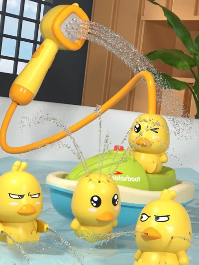 Cute Duck Bathtub Boat Toy – Interactive Water Spray with 3 Emotional Duck Characters for Toddlers