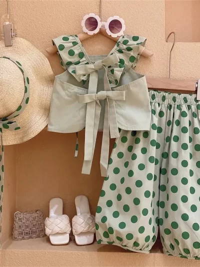 Girls' Fashionable Summer Outfit
