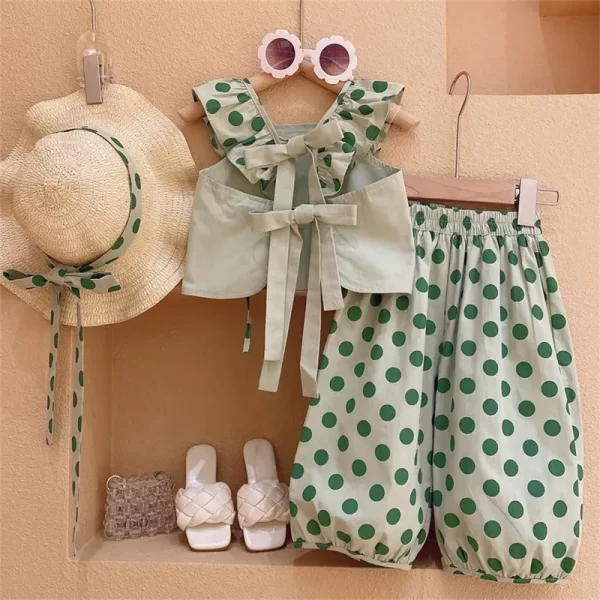 Girls' Fashionable Summer Outfit