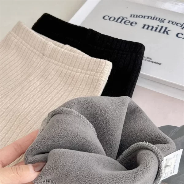 Girl's Warm Winter Leggings - Image 3