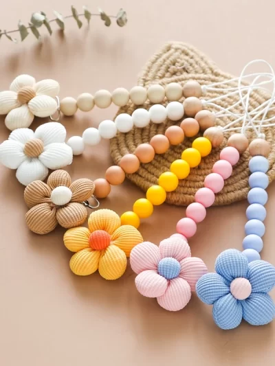 Baby Pacifier Flower Chain Beech Wood