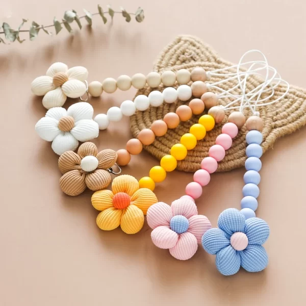 Baby Pacifier Flower Chain Beech Wood