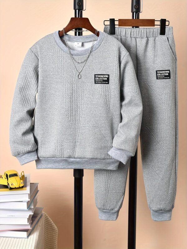 [Trendy Boy's Outfit] 2pcs Trendy Jacquard Crew Neck Boy's Outfit | Sweatshirt & Pants Set, Fall Winter Daily & Outdoor Wear - Image 3